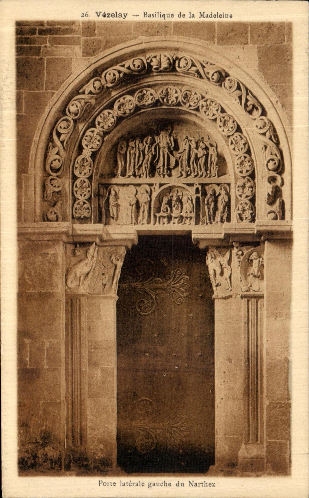 CPA Vezelay Basilique De La Madeleine Portail du Narthex Tympan