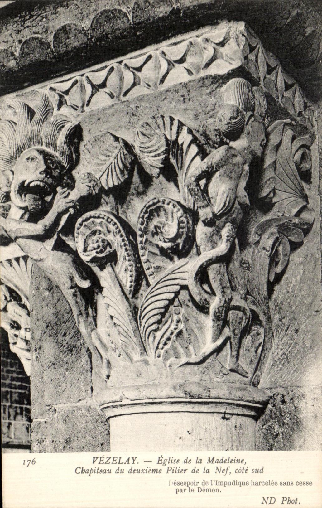 CPA Vezelay Eglise de la Madeleine Chapiteau du deuxieme Pilier De la Nef Cote Ouest