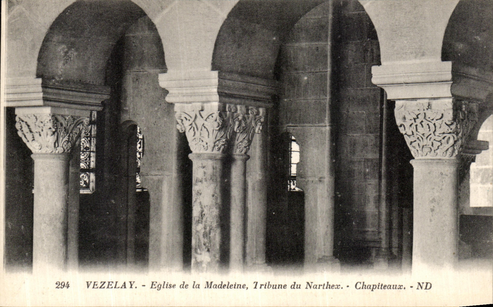 CPA Vezelay Eglise de la Madeleine Tribune du Narthex 