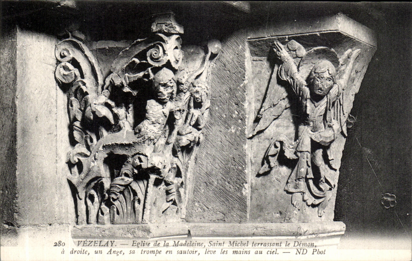 VINTAGE POSTCARD Vezelay Church of the Madeleine Michel Saint embanking the Demon