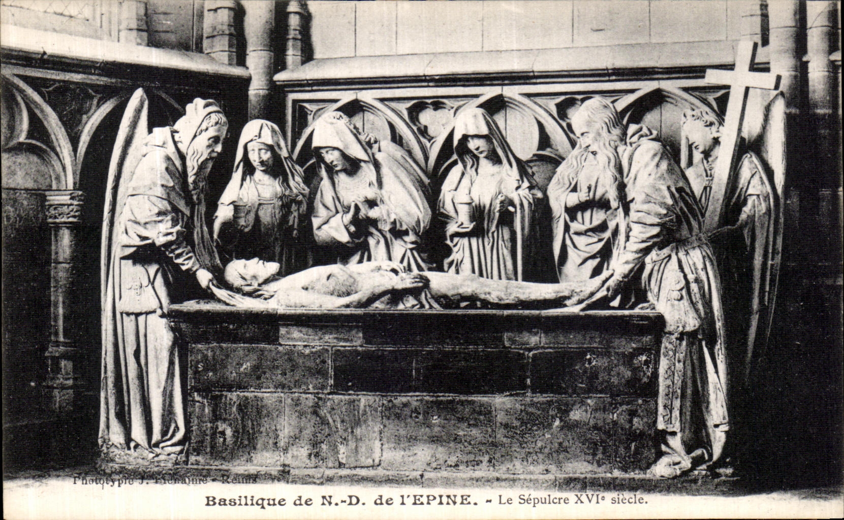 VINTAGE POSTCARD Basilica of L Spine the Sepulchre