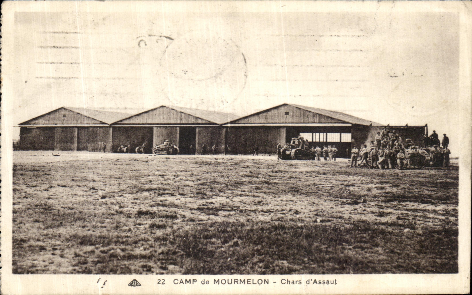 VINTAGE POSTCARD Mourmelon Tanks D Attack Militaria Tank