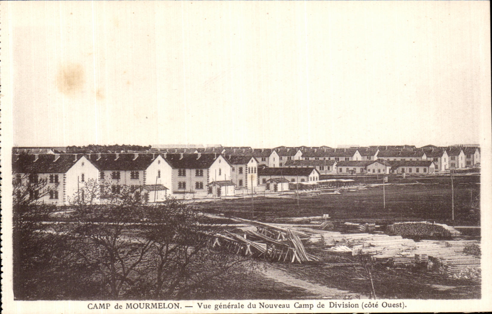 VINTAGE POSTCARD Camp of Mourmelon View of the New Camp of Militaria Division