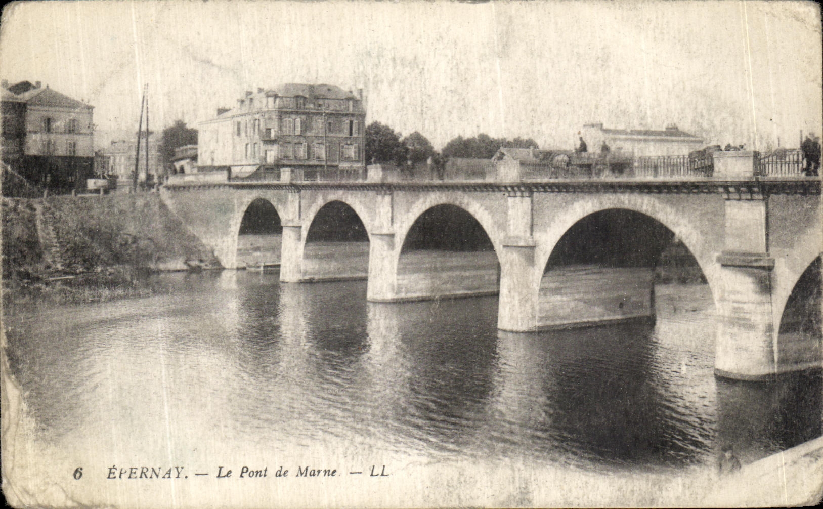 VINTAGE POSTCARD Epernay the Bridge of the Marne