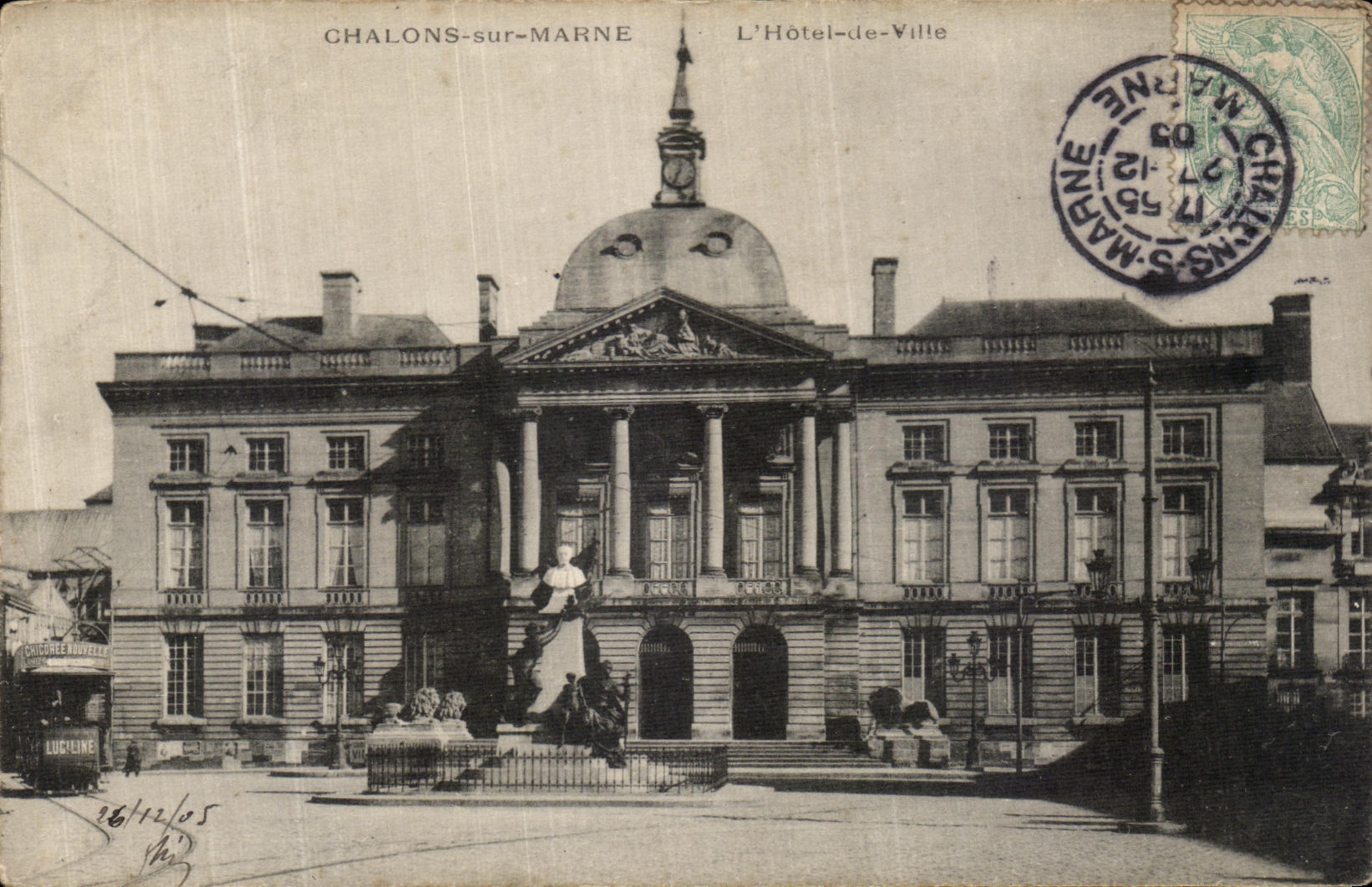 VINTAGE POSTCARD Trawl nets On the Marne L Town hall
