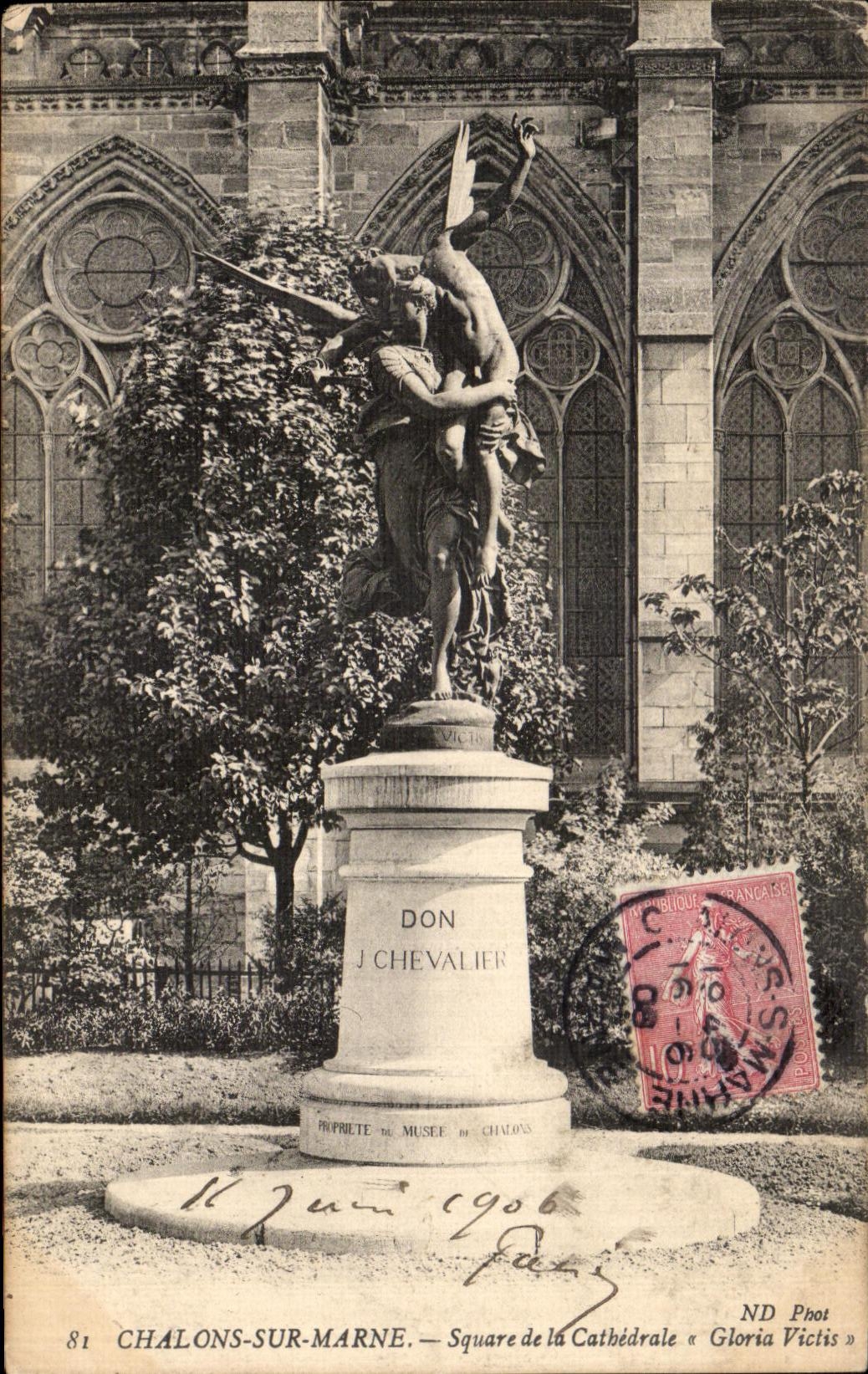 VINTAGE POSTCARD Trawl nets On the Marne Public garden of the Cathedral Gloria Victis