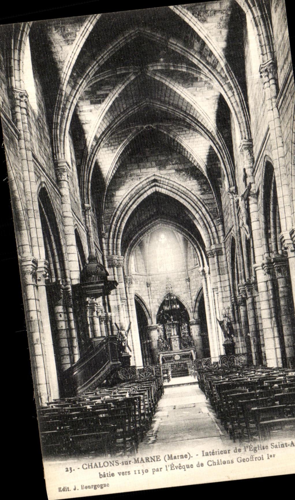 VINTAGE POSTCARD Trawl nets On the Marne Interior of L Church Alpine Saint
