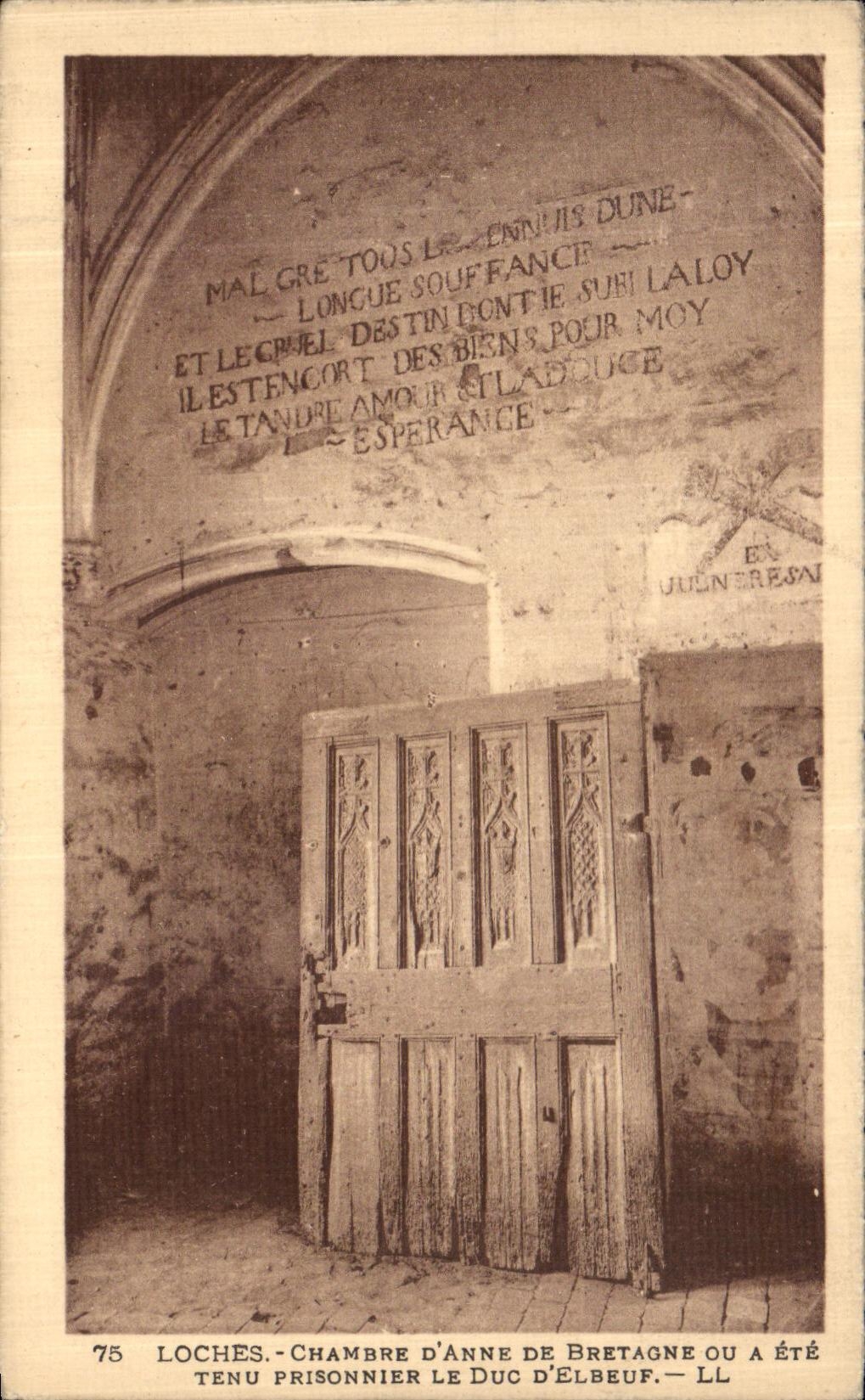 VINTAGE POSTCARD Loaches Room D Anne Of Brittany Or Was held Prisoner the Duke D Elbeuf