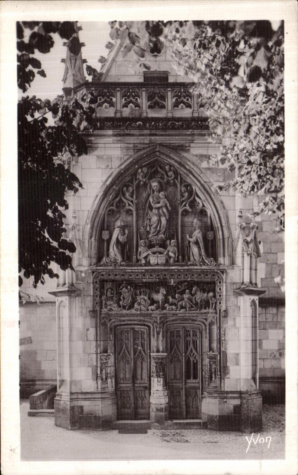 La POSTAL Amboise de la VENDIMIA el castillo lleva la camara acorazada Saint Huberto