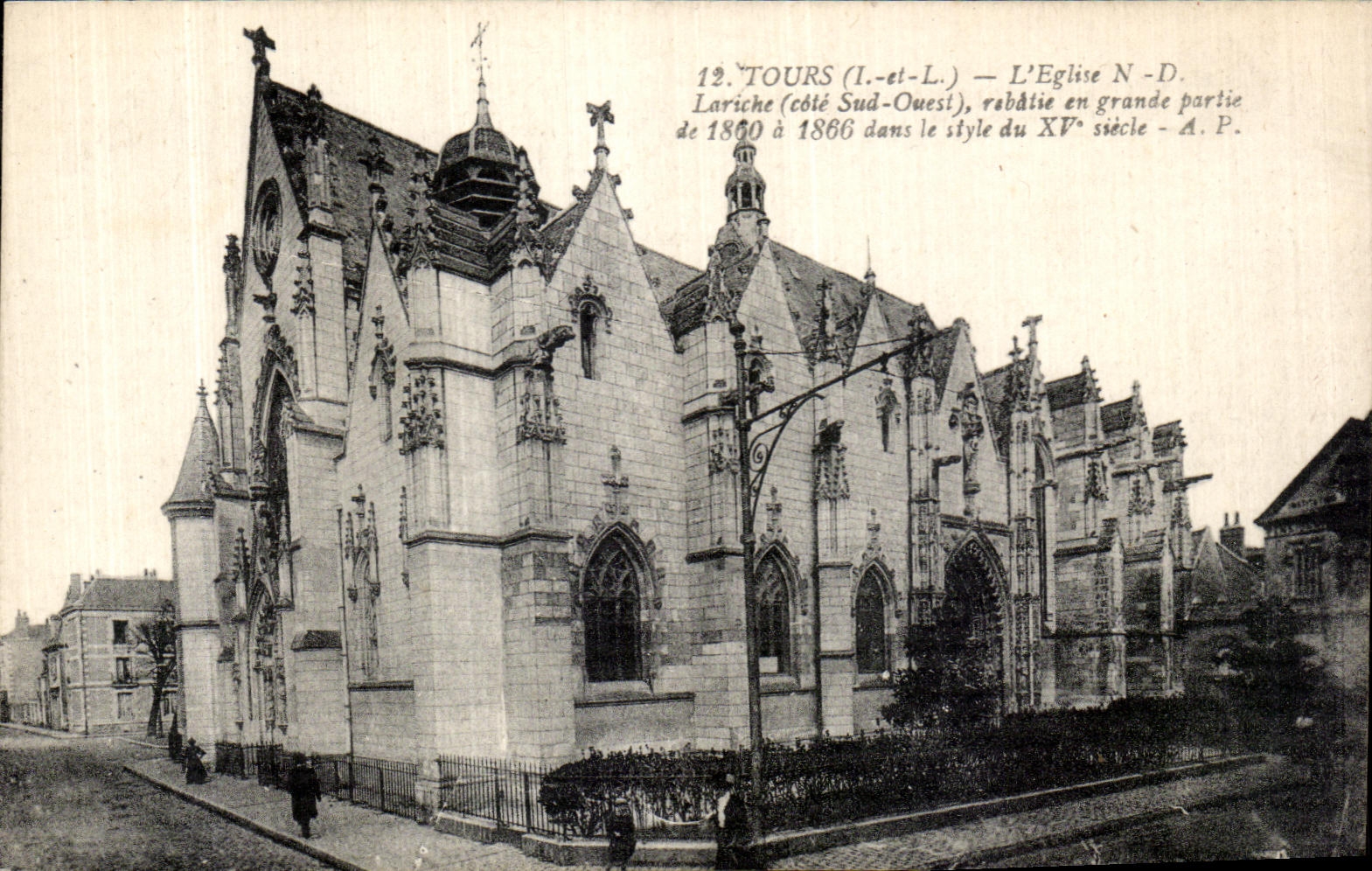 CPA Tours L Eglise ND Lariche