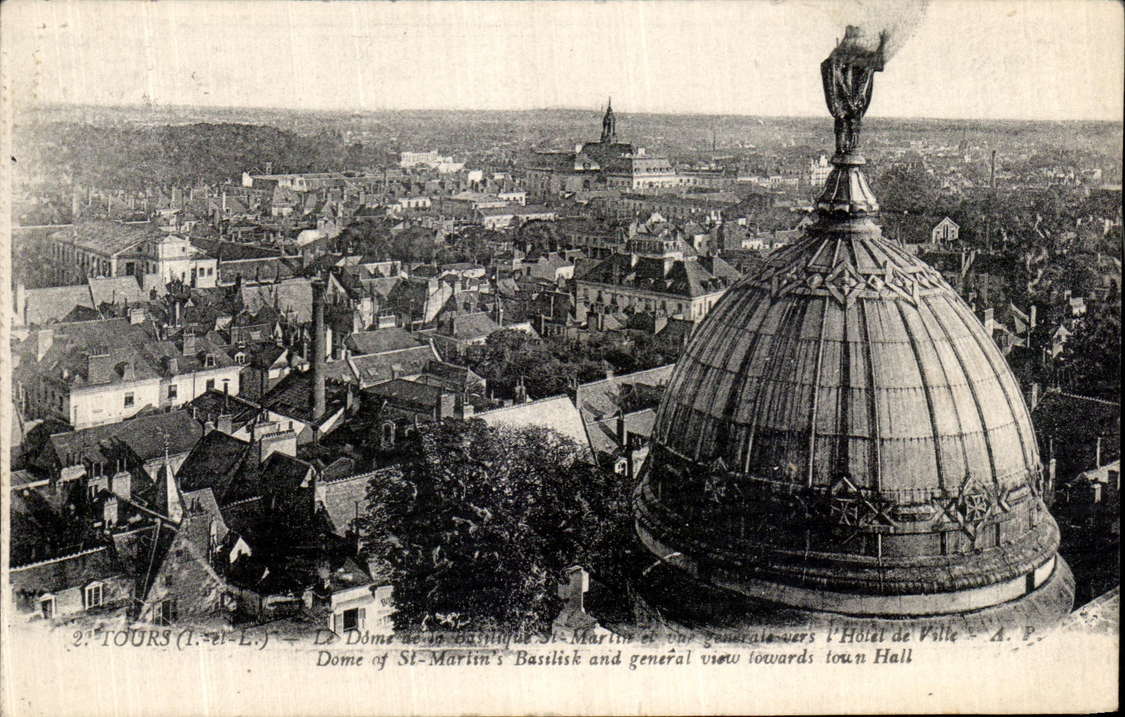 CPA Tours Le dome de la basilique St Martin