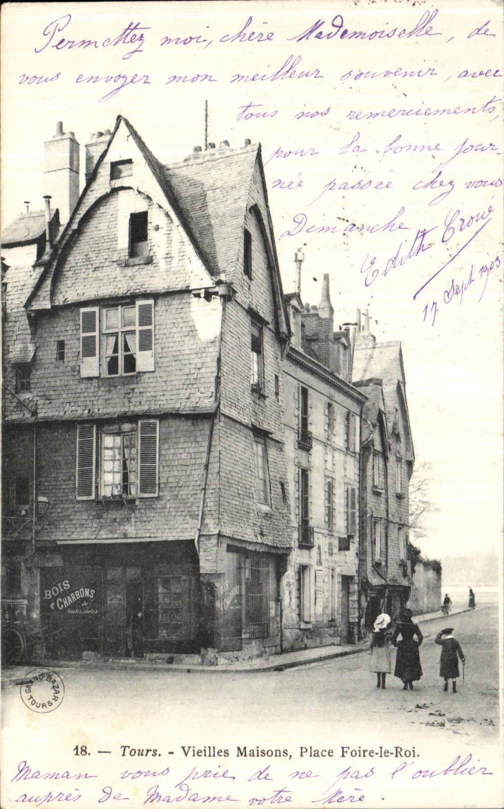 CPA Tours Vielles Maisons Place Foire Le roi 