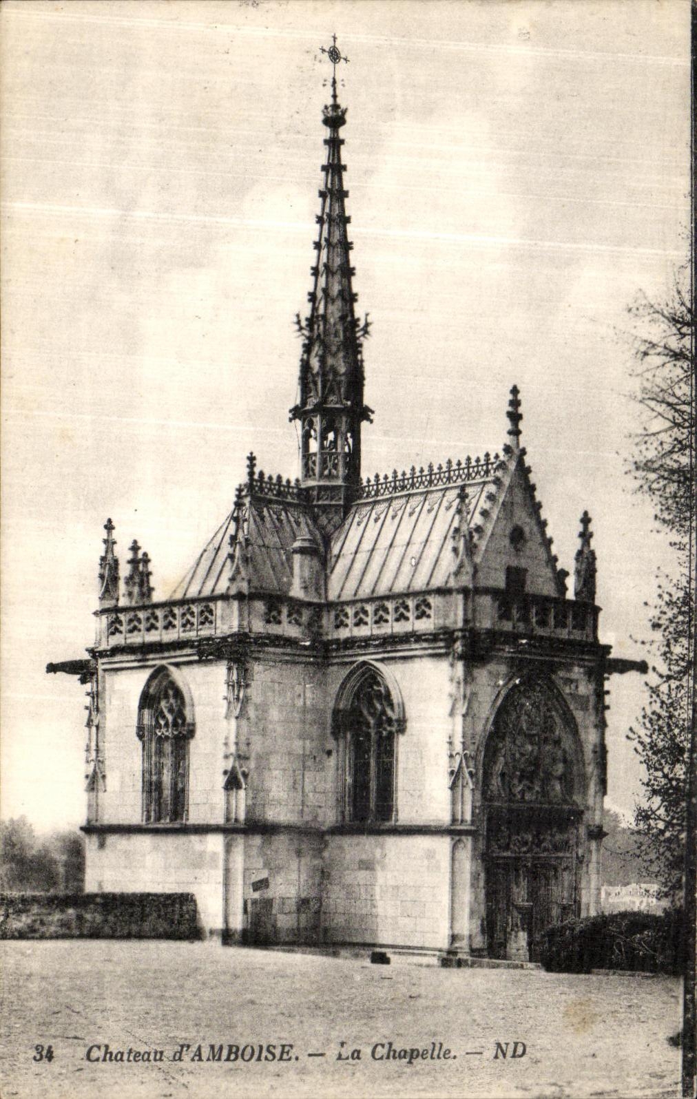 POSTAL Amboise de la VENDIMIA la camara acorazada