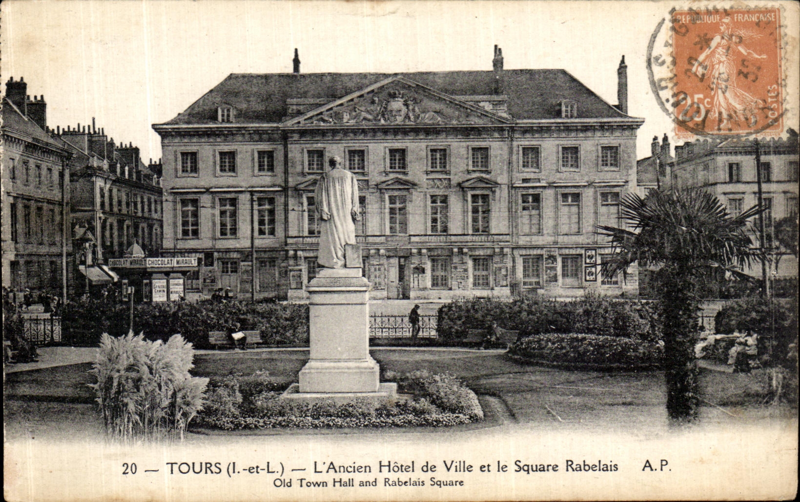 CPA Tours L Ancien Hotel de Ville et le Square Rabelais