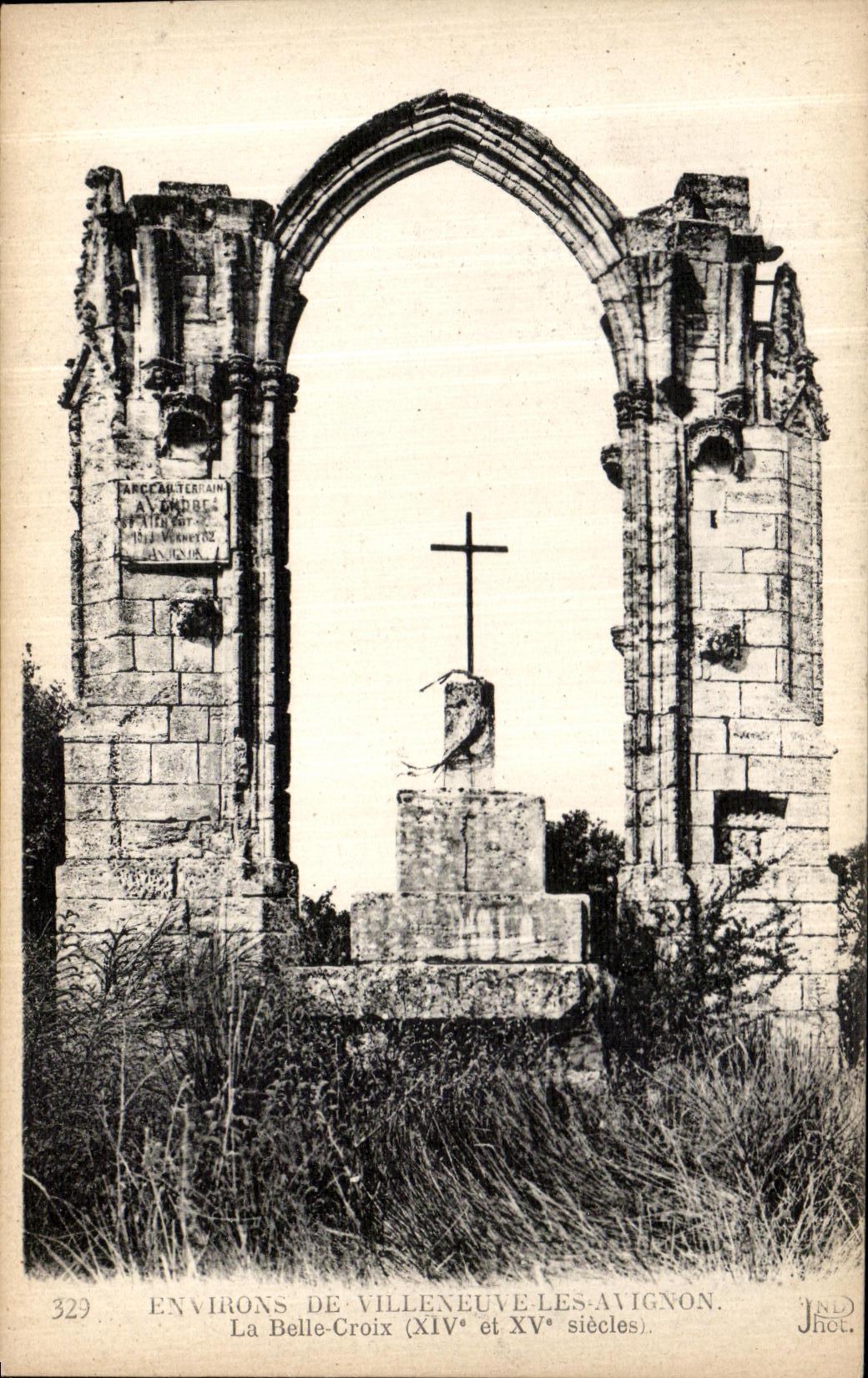 VINTAGE POSTCARD Surroundings of Villeneuve Avignon the beautiful cross
