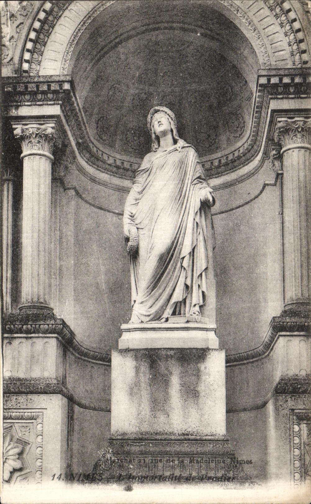 CPA Nimes L immortalite de Pradier