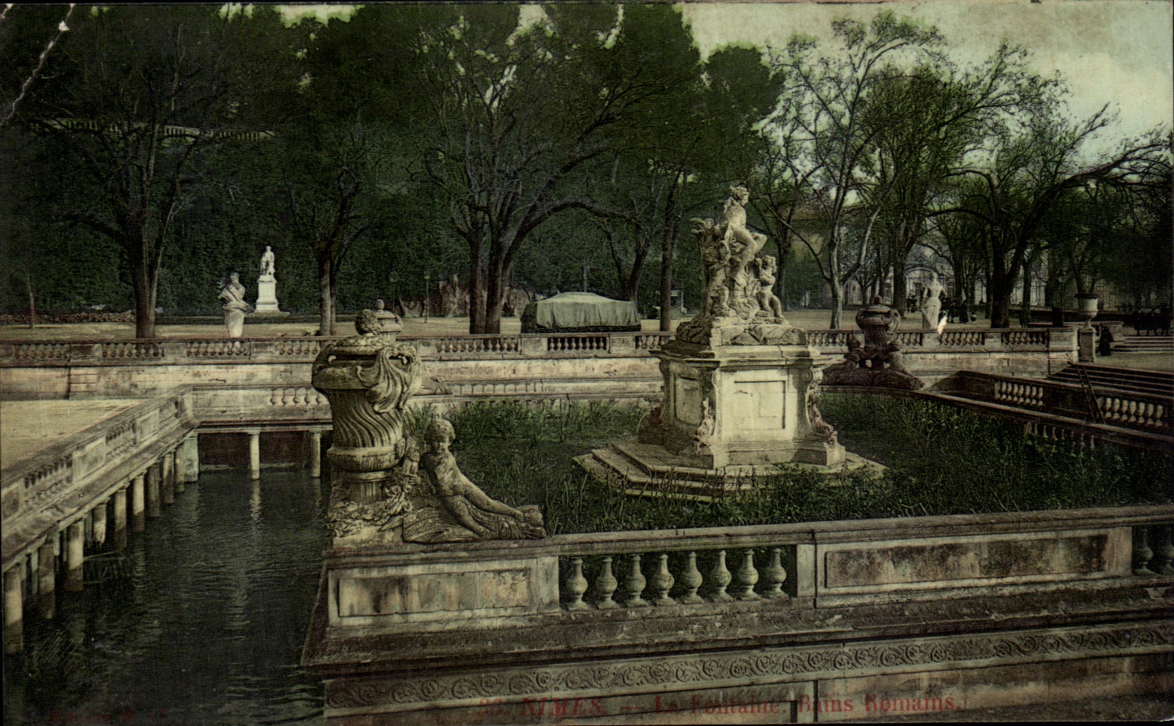 CPA Nimes La fontaine Bains Romains 