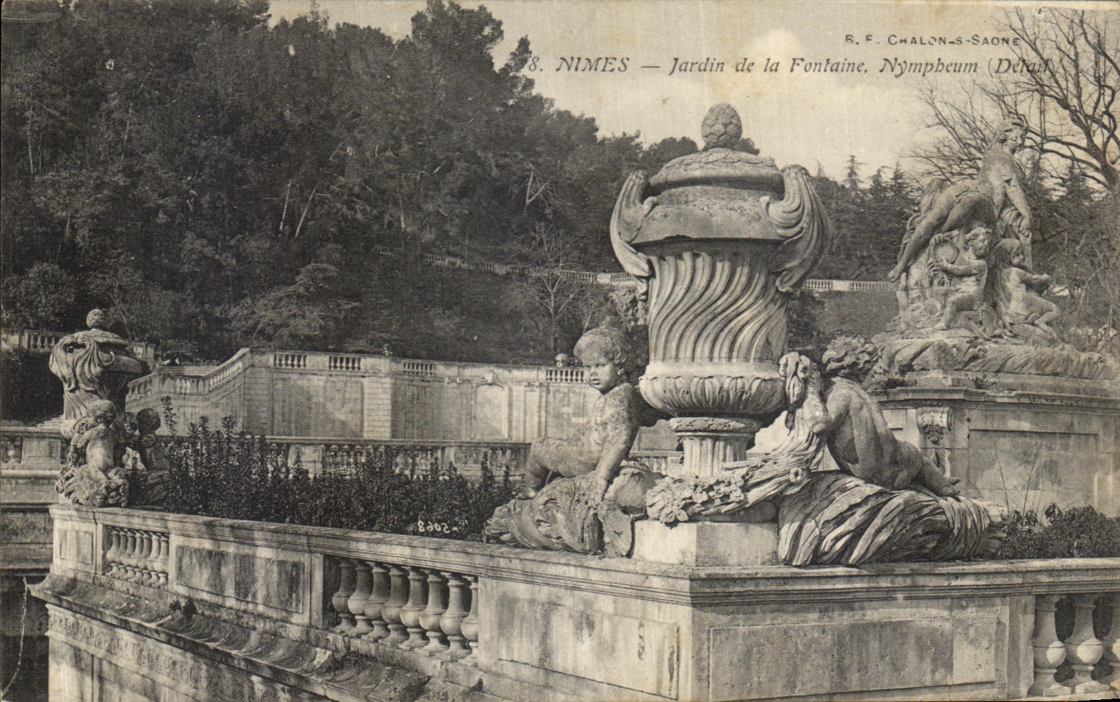 CPA Nimes Jardin De la Fontaile