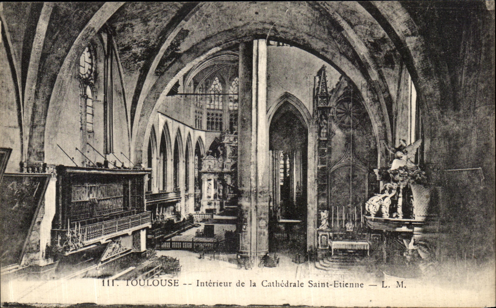 CPA Toulouse Interieur de la Cathedrale Saint Etienne