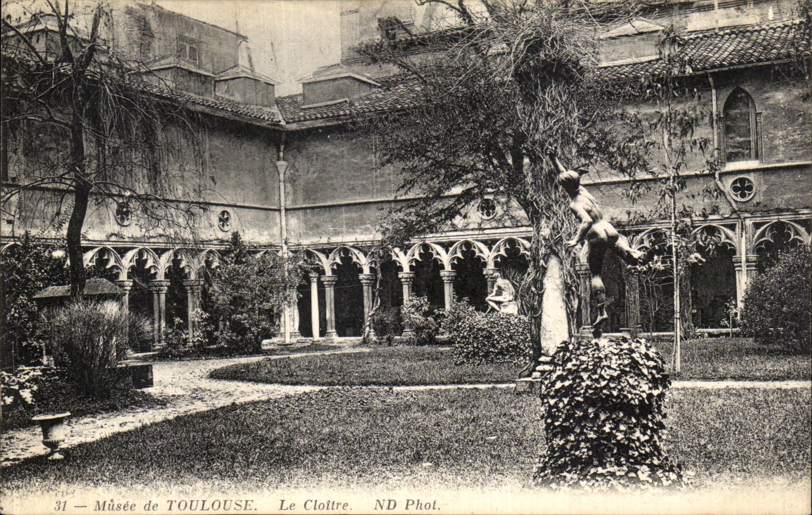 CPA Musee de Toulouse Le cloitre