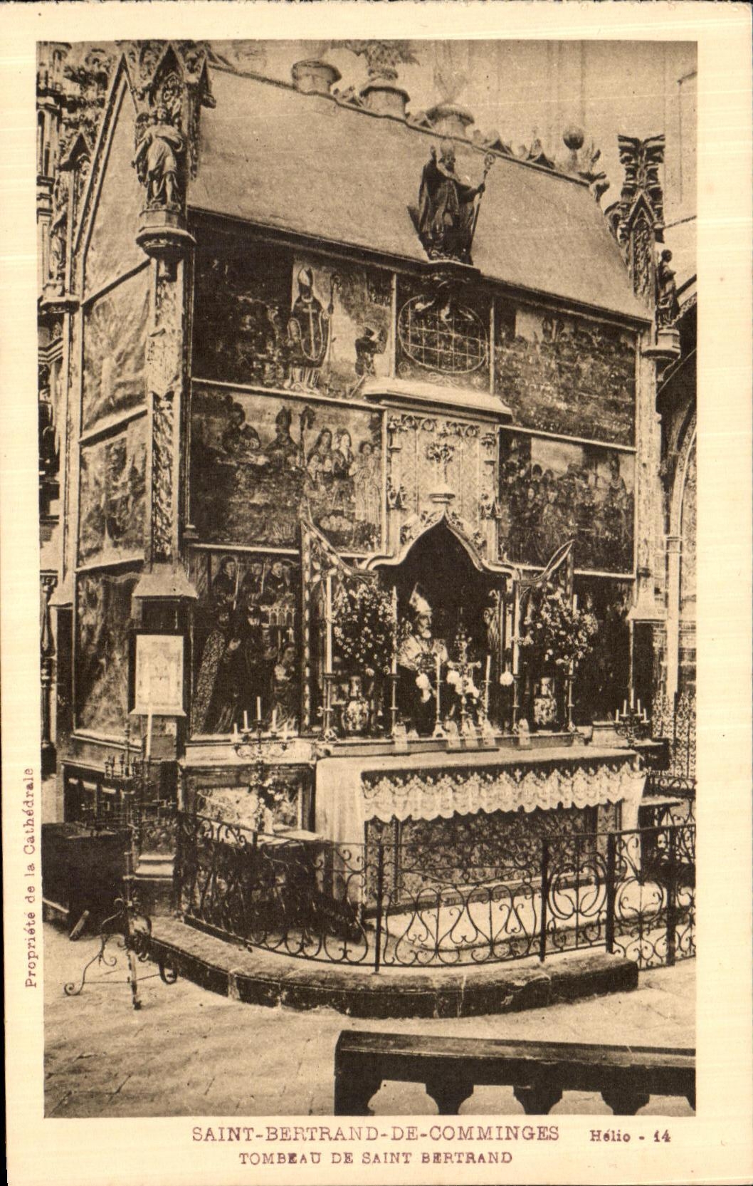 VINTAGE POSTCARD Holy Bertrand De Comminges Tomb of Saint Bertrand