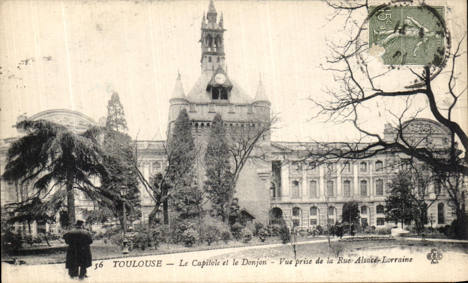 CPA Toulouse Le Capitole et de Donjon Vue Prise de la Rue Alsace Lorraine