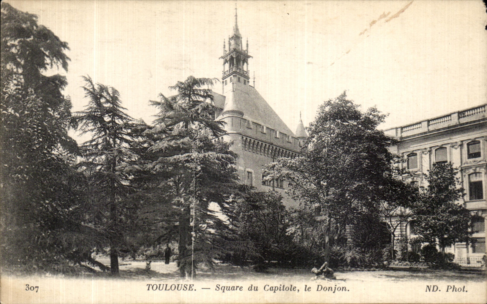 CPA Toulouse Square du Capitole Le donjon