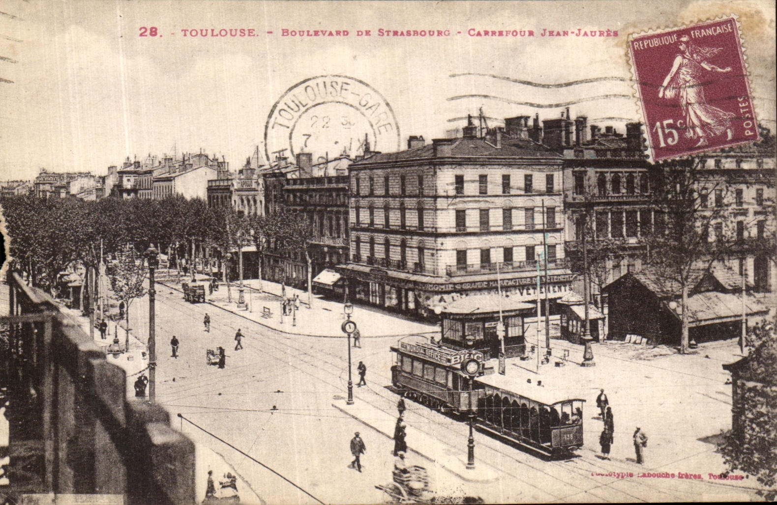 CPA Toulouse Boulevard de Strasbourg Carrefour Jean Jaures