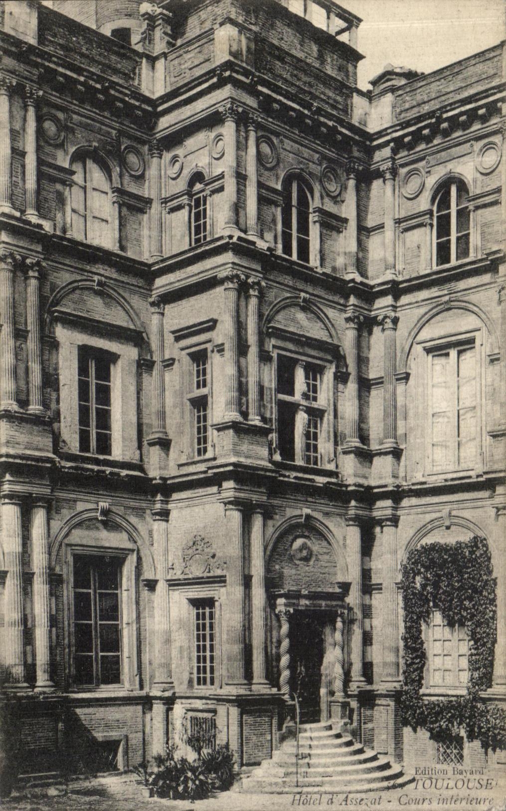 CPA Toulouse Hotel d Assezat Porte principale Cour interieure