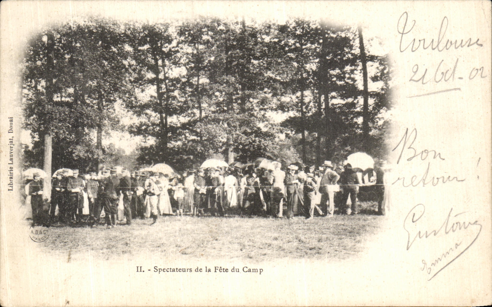 CPA Toulouse Spectaeurs de la fete du camp Militaria