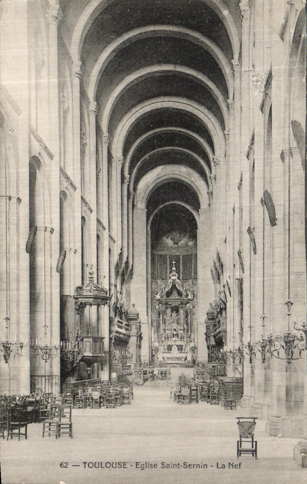 CPA Toulouse Eglise Saint Sernin La Nef