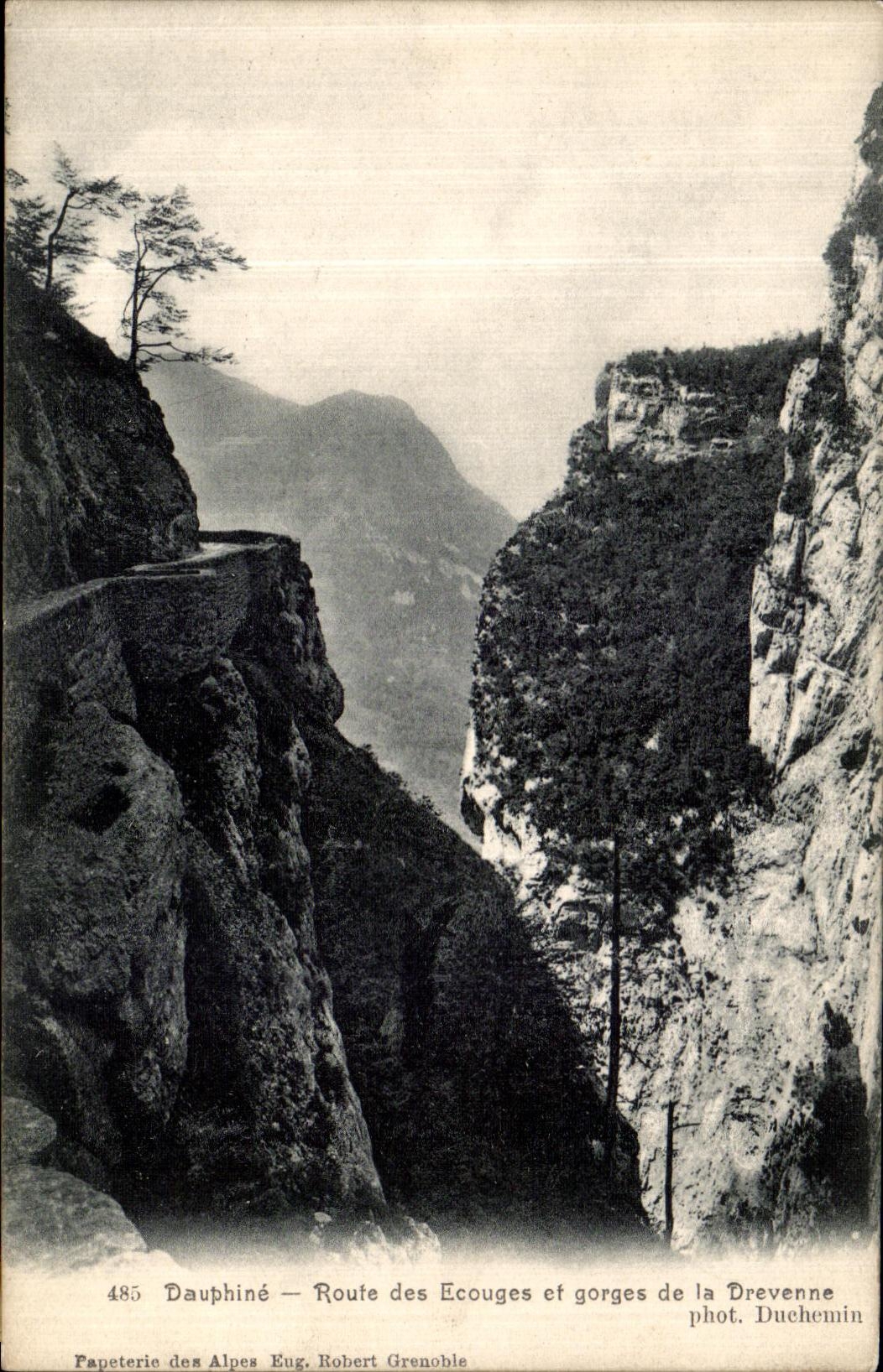 CPA Le Dauphine Route des Ecouges et gorges de la Drevenne
