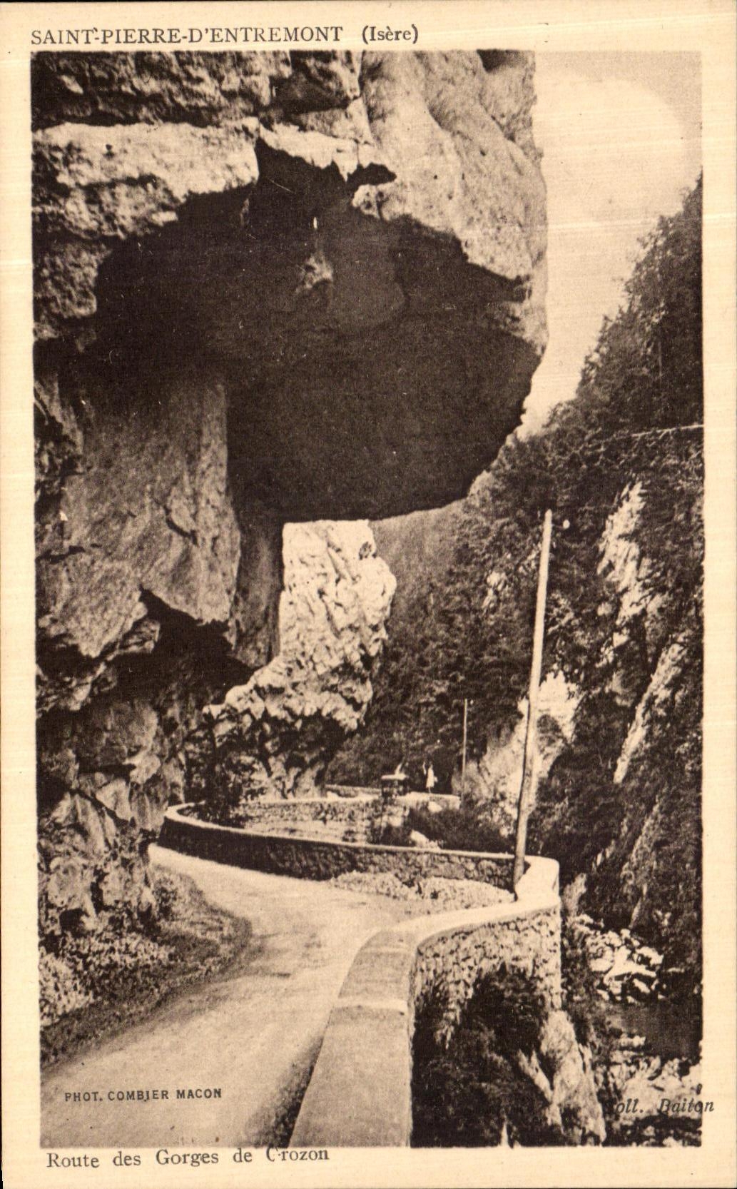 CPA Route Des Gorges de Crozon Saint Pierre d Entremont