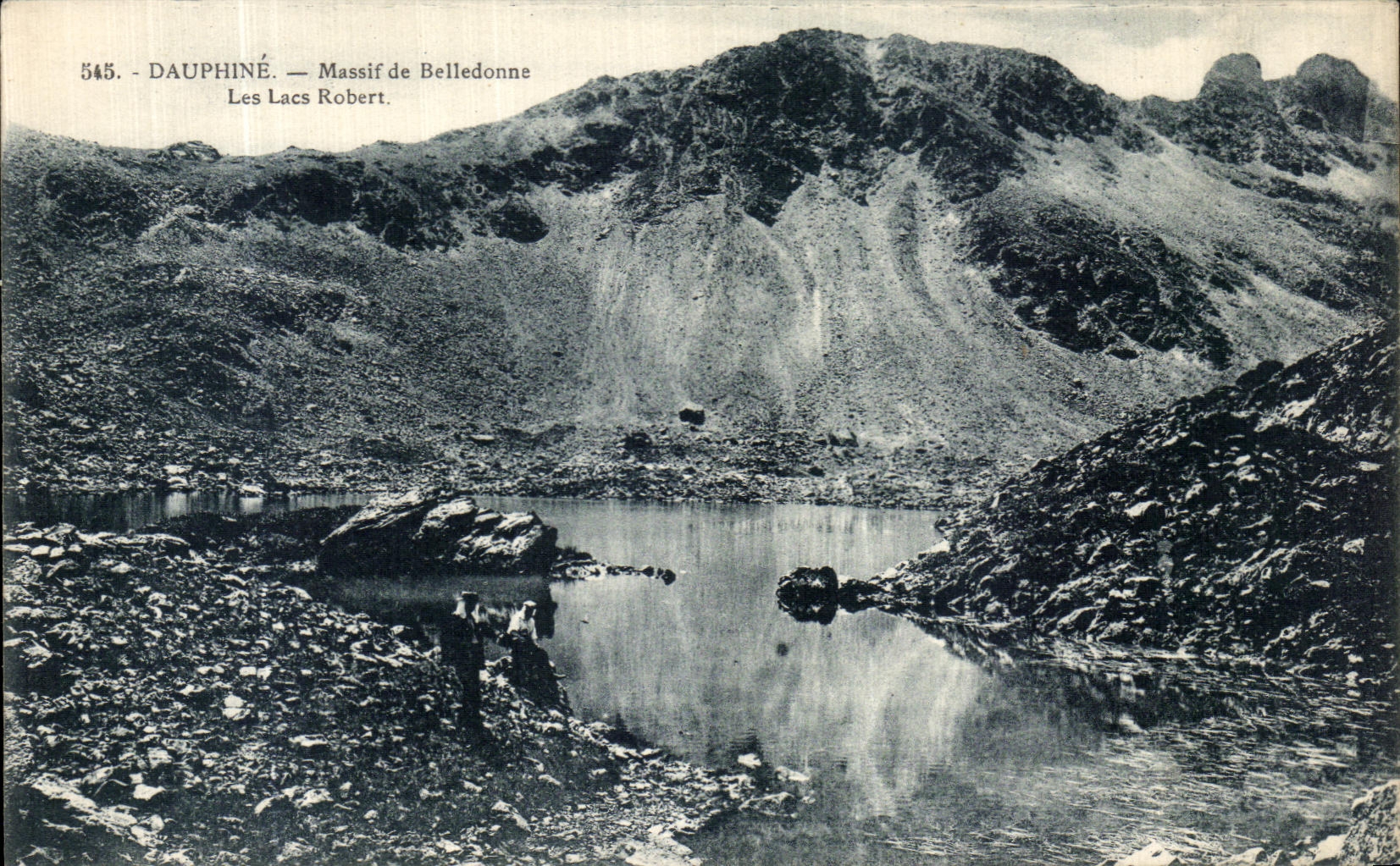 CPA Dauphine Massif de Belledonne Les lacs Robert