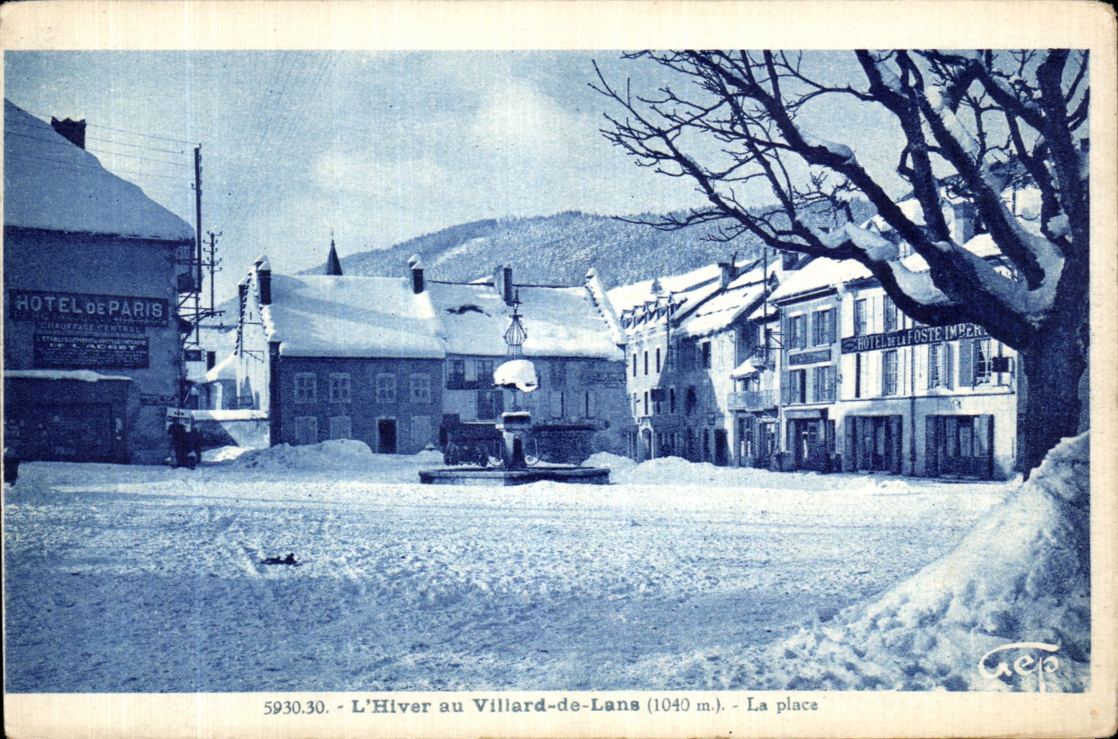 CPA L Hiver au Villard de Lans La place