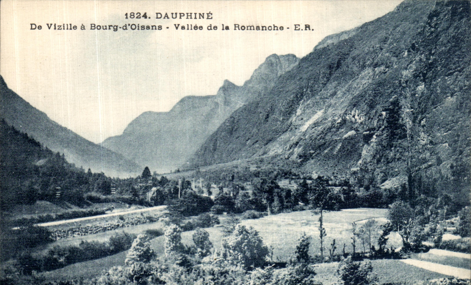 VINTAGE POSTCARD Dauphine De Vizille has Bourg D Oisans Vallee of Romanche