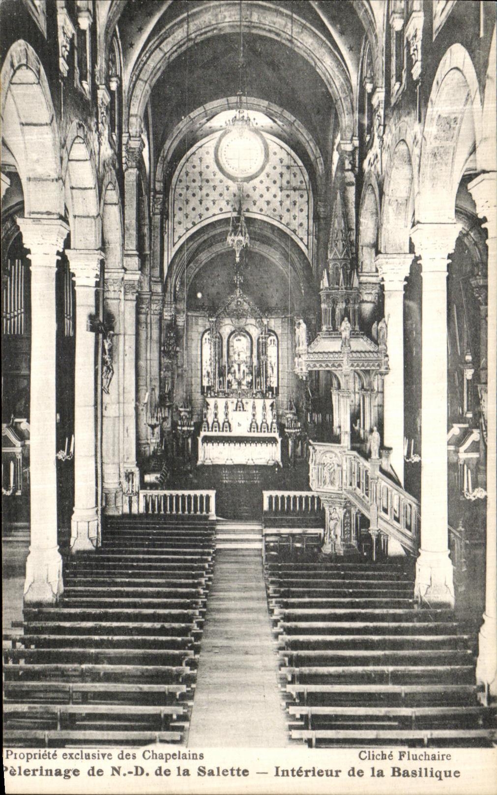 CPA Pelerinage de la Salette Interieur de la Basilique