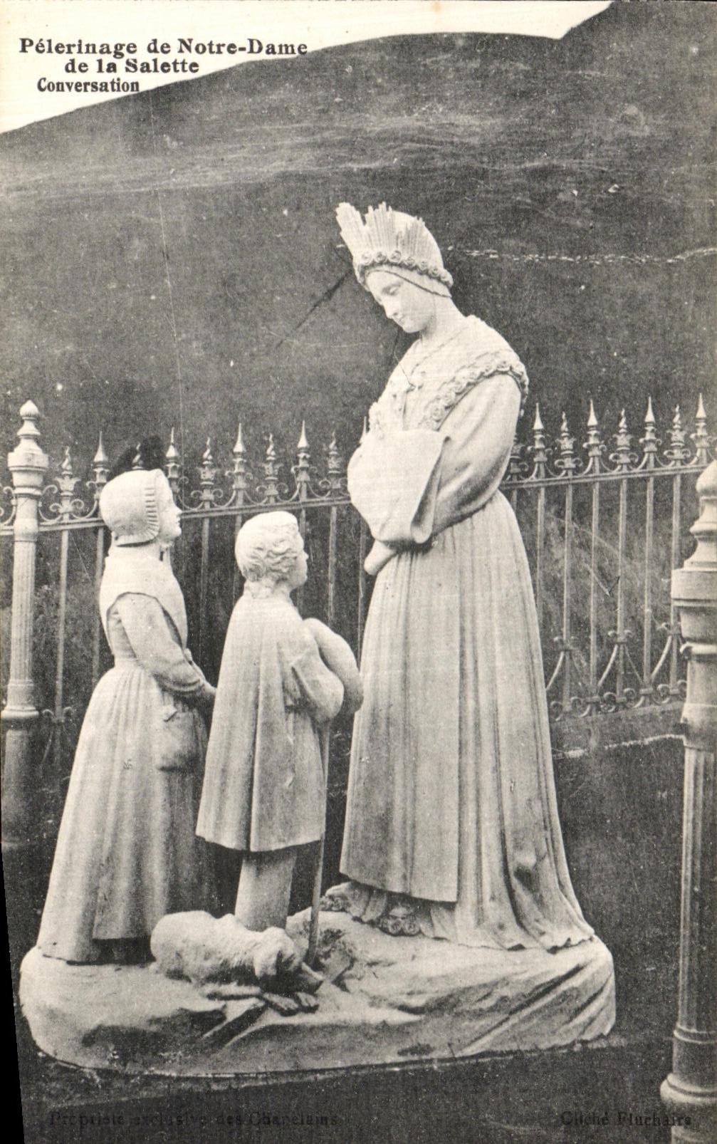 CPA Pelerinage de Notre Dame de la Salette Conversation