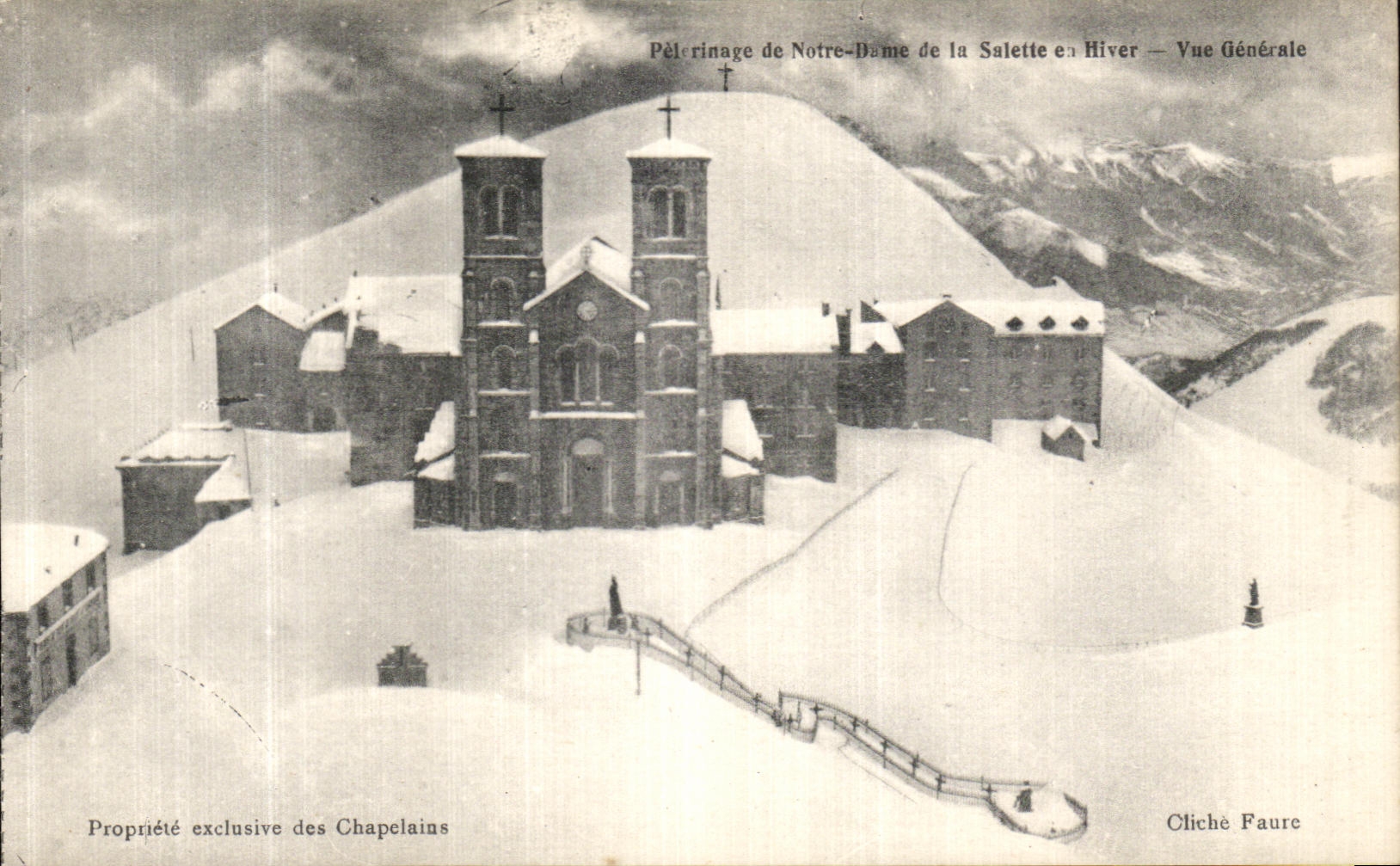 CPA Pelernage de Notre Dame de la Salette Vue Generale