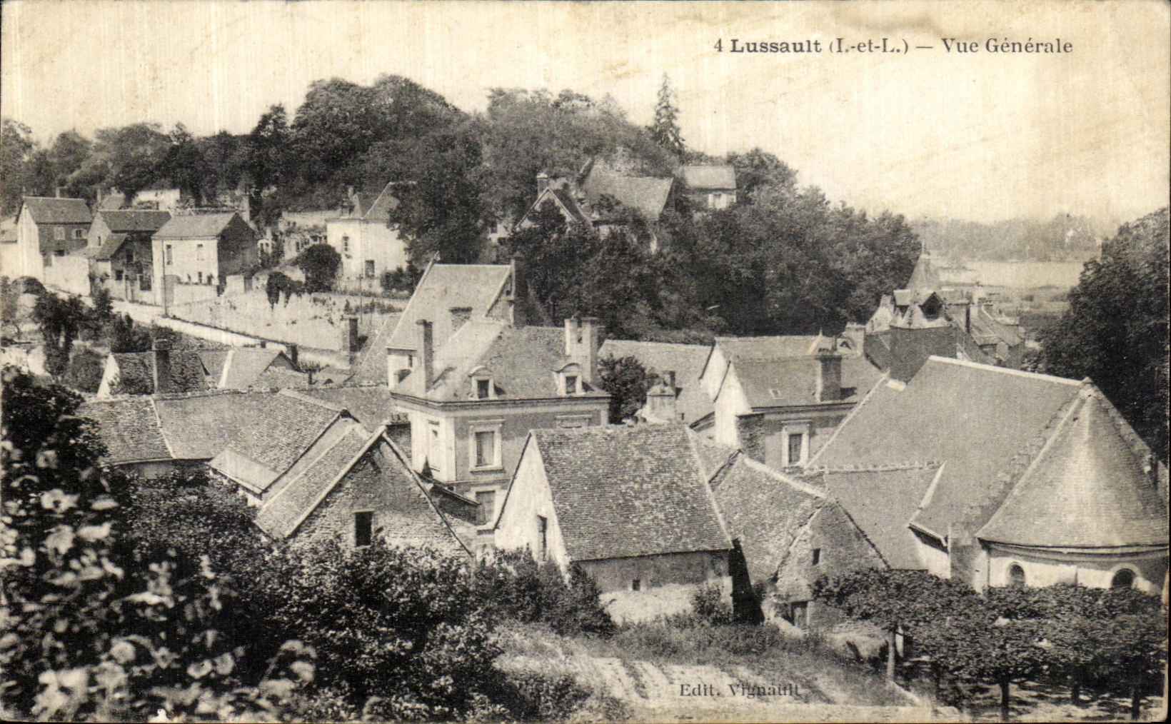 CPA Lussault Vue Generale