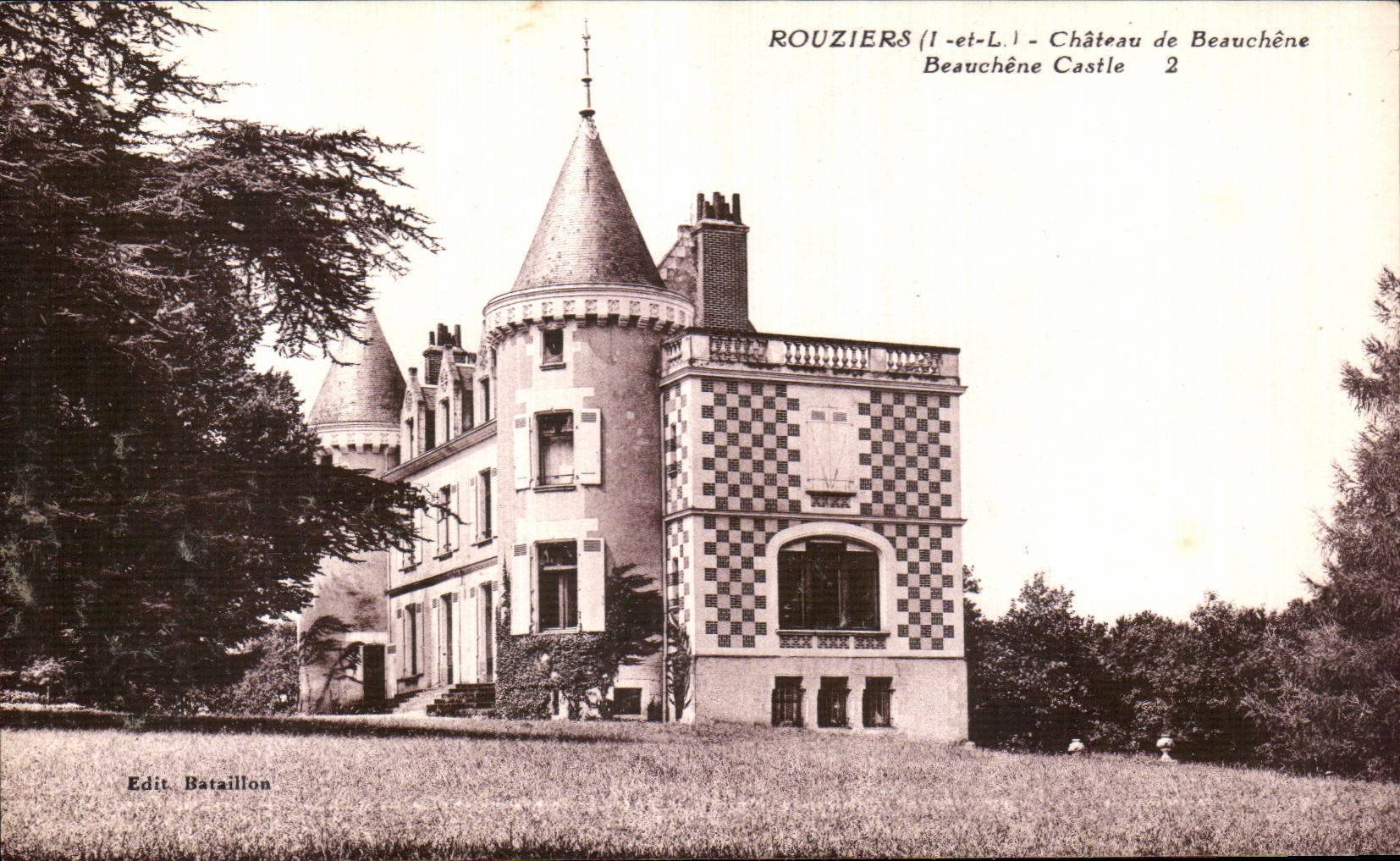 CPA Rouziers Chateau de Beauchene 