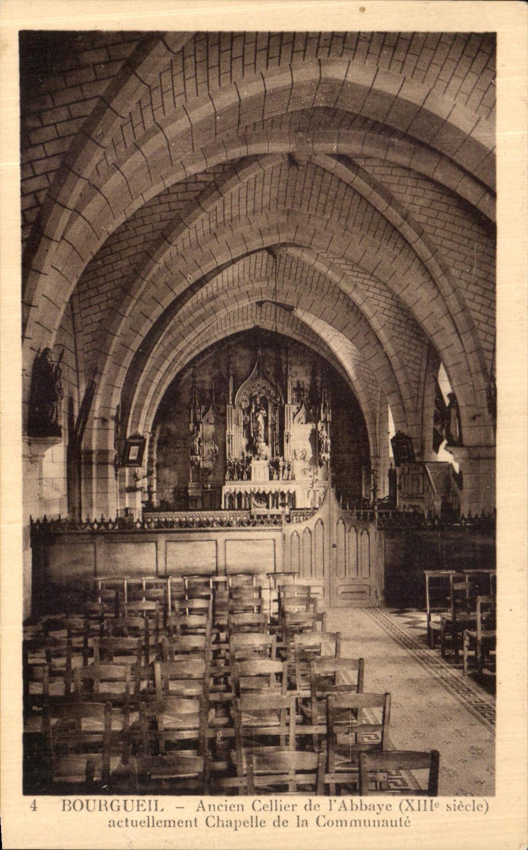 CPA Bourgueil Ancien Cellier de L Abbaye