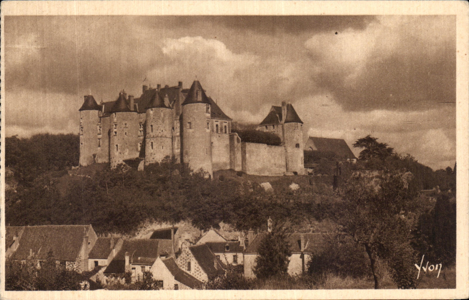 CPA Les Chateau De La Loire Luynes 