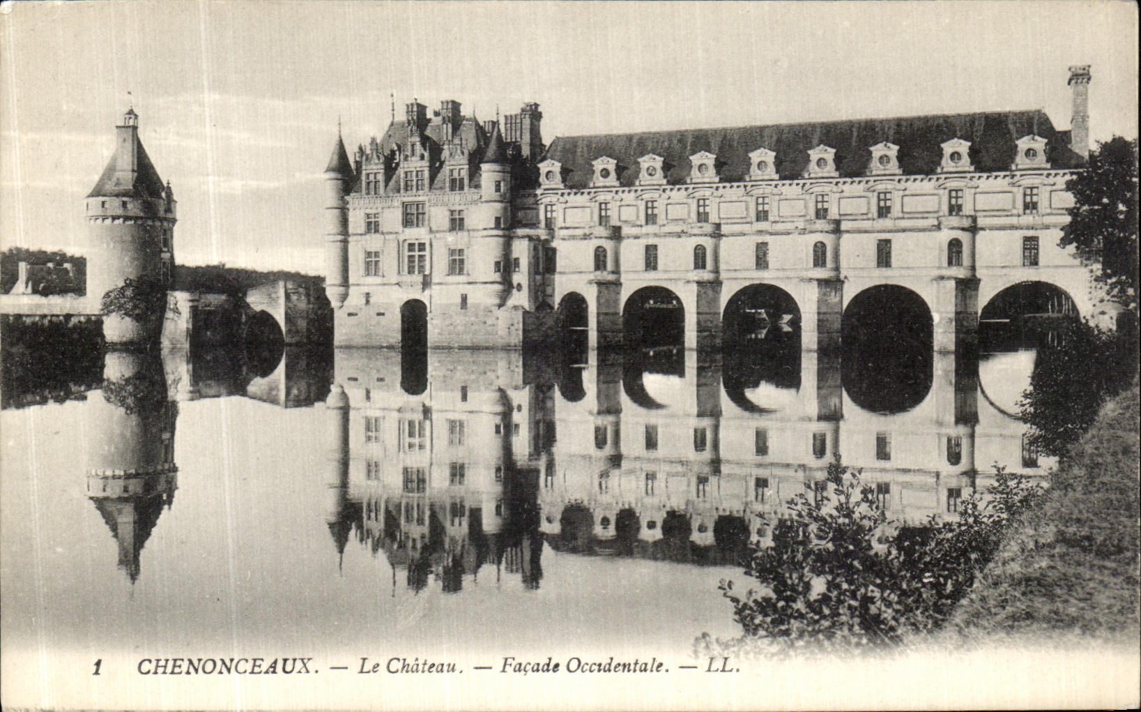 POSTAL de la VENDIMIA el castillo del ataque frontal occidental de Chenonceaux