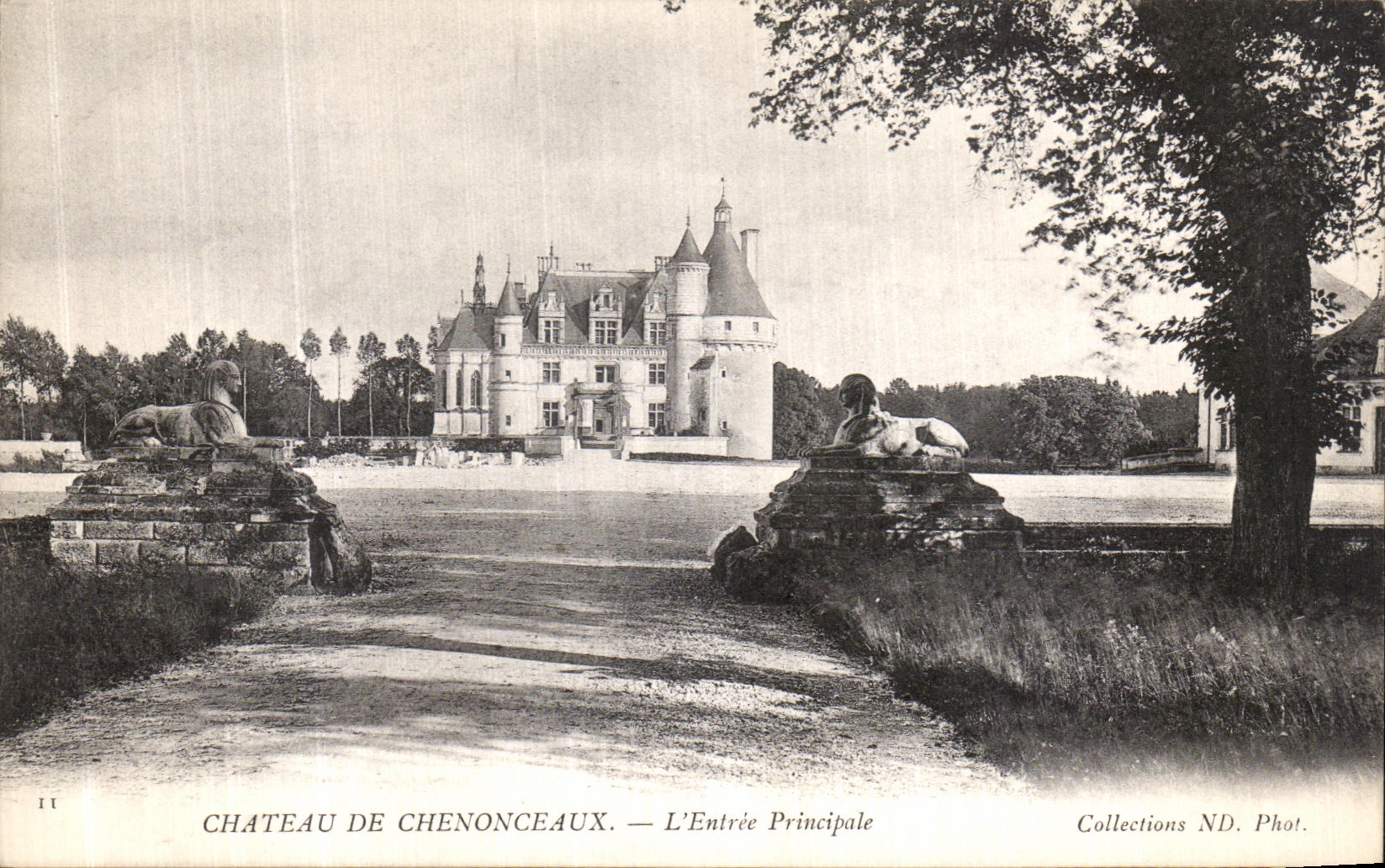 POSTAL de la VENDIMIA el castillo de Chenonceaux L entrada principal