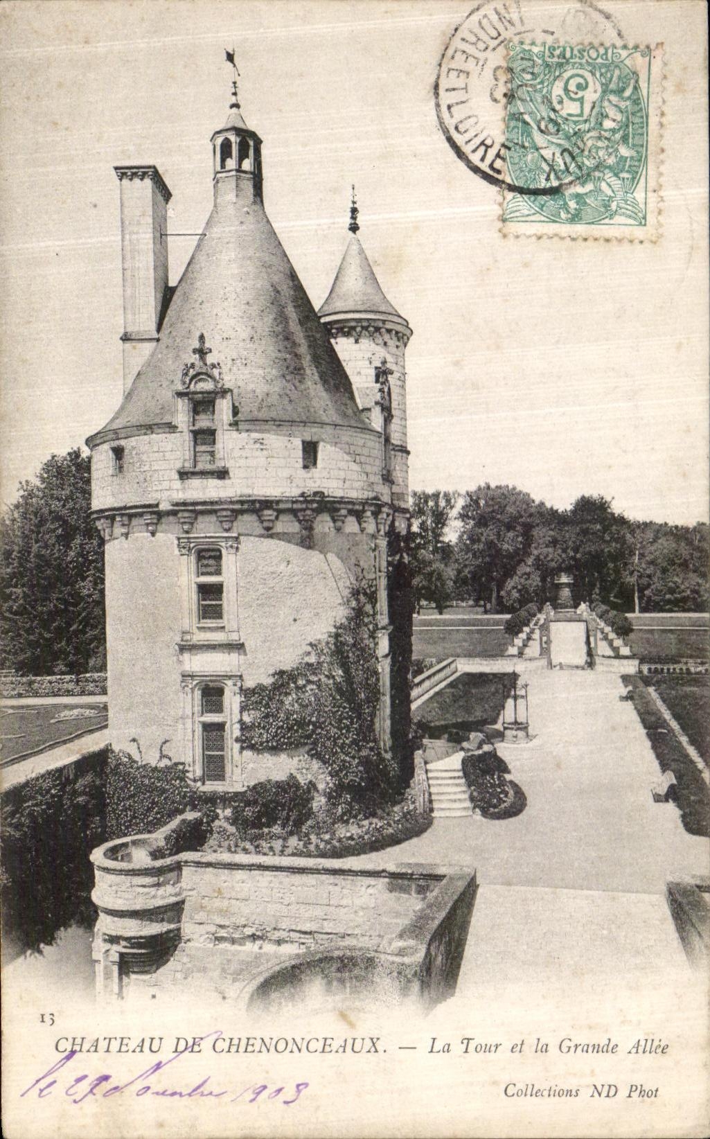POSTAL Castle De Chenonceaux de la VENDIMIA la torre y el callejon grande