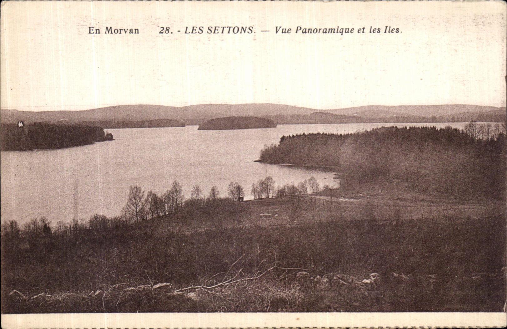 Opinion panoramica e islas de Morvan Settons de la POSTAL de la VENDIMIA
