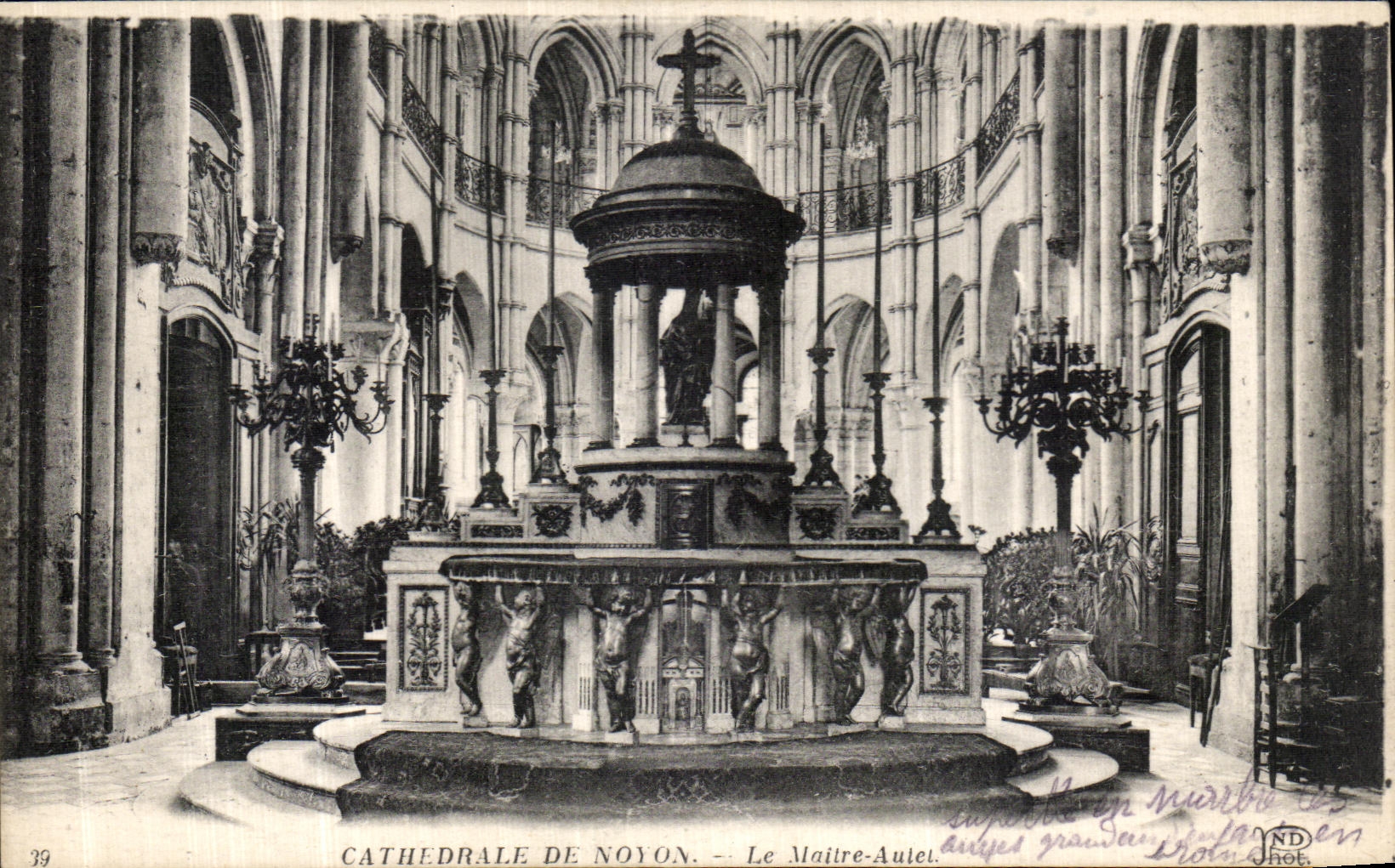 Catedral de la POSTAL de la VENDIMIA de la Limite linea el puente principal del horno