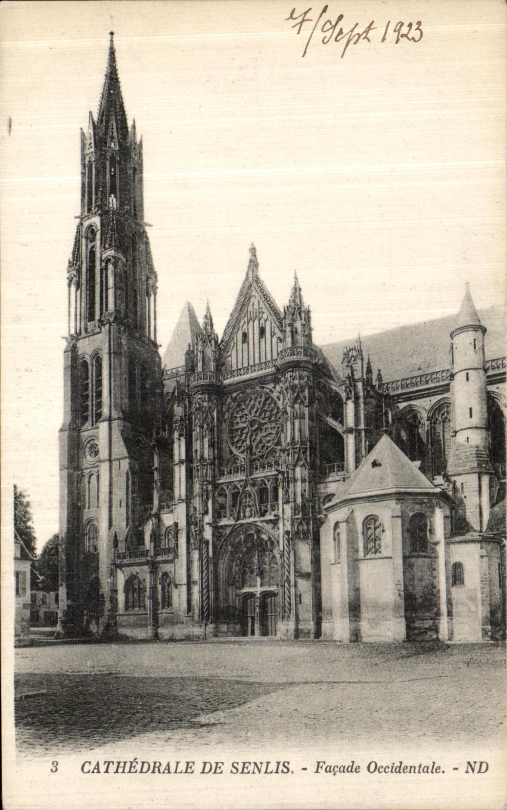 VINTAGE POSTCARD Senlis the Cathedral Western Frontage