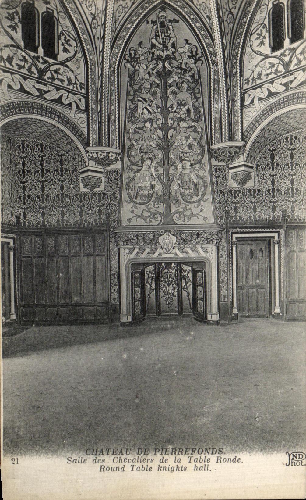 CPA Pierrefonds Chateau Salle des chevaliers de la table ronde